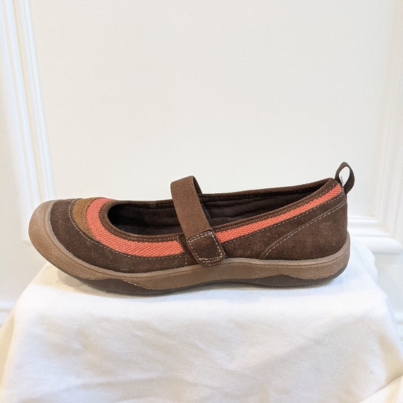 Terrain walking shoes by Khombu - Picture 2 of 13